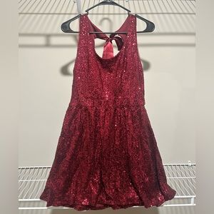 Macys B. Darlin sequin burgundy dress. Size 11/12